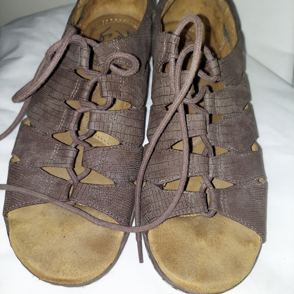 Natural Soul Sandals